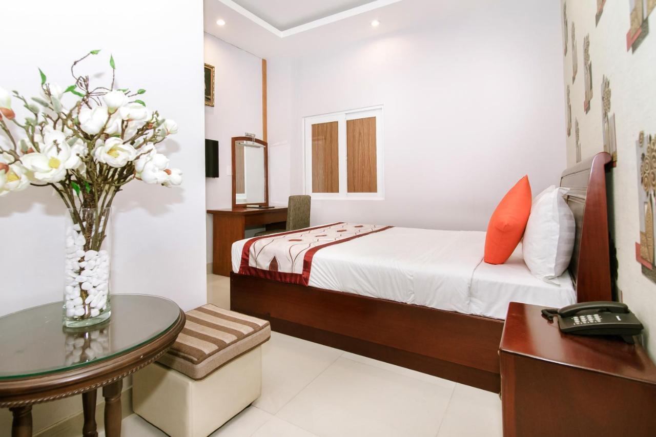 Long Bao Chau Hotel Thu Dau Mot Zewnętrze zdjęcie